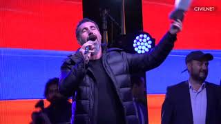 Serj Tankian sings Bari Arakeel (Armenia 2018)