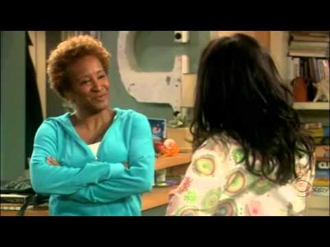 New Adventures Of Old Christine - Christine forbids