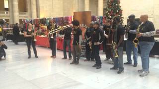 New Orleans Jazz Orchestra Irvin Mayfield Chicago Union Station 20 Nov 2013