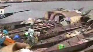 preview picture of video 'Mali - Mopti, fishing port and markets'