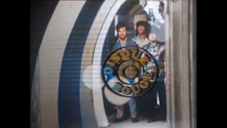 Vanilla Fudge -  Eleanor Rigby / ELDS ( At Bouton Rouge 1967 Colorized  Vinyl 33 Rpm Remastered )