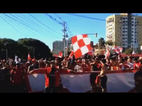 TORCEDORES HOMENAGEIAM FERNANDÃO NA VOLTA DO INTER AO BEIRA RIO