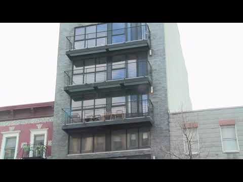 Judge Blocks Airbnb Law