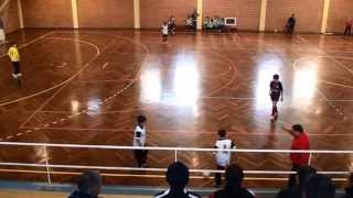 preview picture of video 'Jogo de Futsal INFANTIS 2013-04-28 CRECUS 4 - CAPA 4'