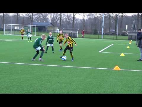 S.V. 't Harde jo11-1 - DOSKampen jo11-1 (Hoofdklasse 02 VOORJAAR)