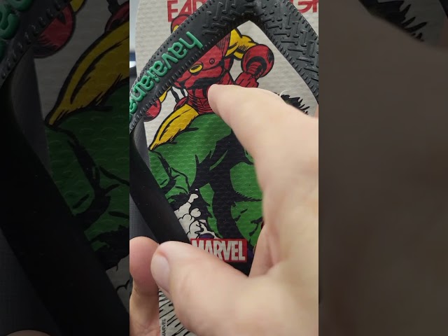 Vídeo relacionado con Havaianas - Top Marvel Logomanía, Chanclas Cómodas, Ligeras y Duraderas, Estampado de Superhéroes Icónicos de Marvel, Hombre