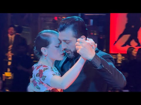 Lloran las campanas Orquesta Carlos Di Sarli cant Alberto Podesta #tango #tangolive #tangoargentino 