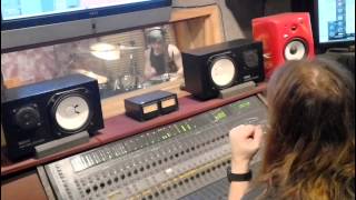 Atoms Fall Tracking Drums: Part I