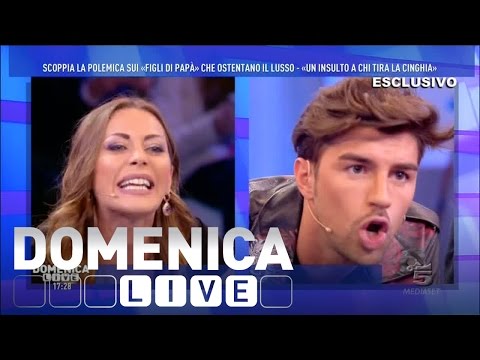 Domenica Live - Lite tra Karina Cascella e Andrea Damante