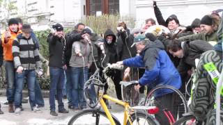 SOS. St. Pauli-Bikeflash, Hamburg, 29.03.2012 (utopieTV-doku-video)