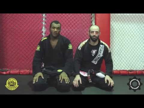 BJJ Technique: Reverse De La Riva Pass with Jackson Sousa