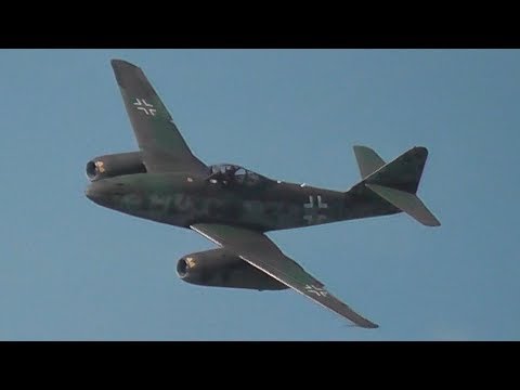 Messerschmitt Me 262 "Schwalbe" - First Flight Over Berlin after 61 Years, Historical Footage!