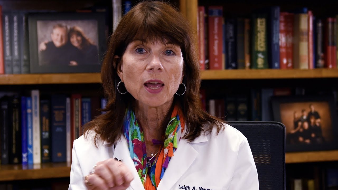 Meet UF Health Jacksonville breast surgeon, Leigh Neumayer, MD. Dr. Neumayer explains the surgical options for treating breast cancer, including lumpectomy or mastectomy, followed by breast reconstruction surgery.