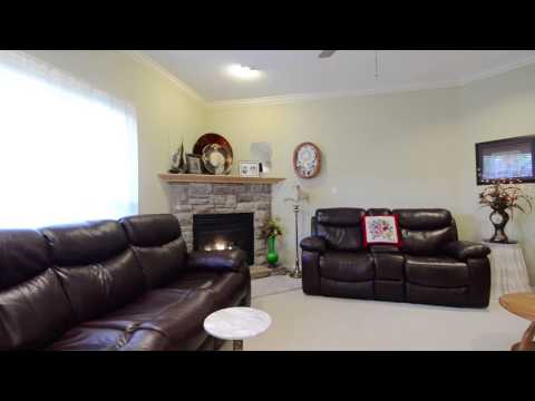 12771 24 Avenue South Surrey, B.C. - Dave and Cindy Walker Homelife Benchmark Realty Corp.