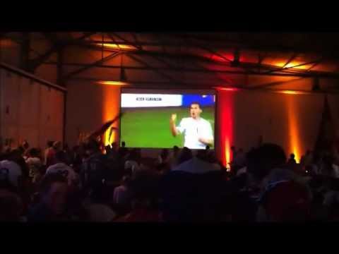 Deutschland - Griechenland -- Eindrücke vom Public Viewing am Flughafen Essen-Mülheim