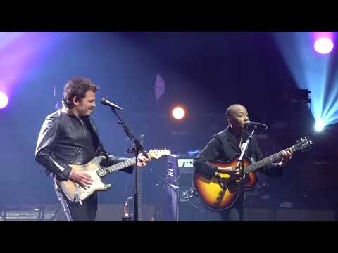 Gail Ann Dorsey & Matthieu Chedid - Space Oddity (Live cover) Paris, Studio 104 - 10/06/2022