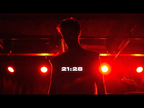 Miller David - 21:28 Akvárium (Live Video)