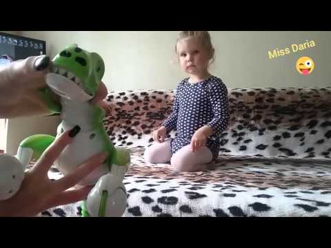 Динозавр Дино Зумер интерактивная игрушка распаковываем подарок Extract Zoomer Dino dinosaur toy