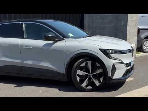 Renault Megane E-Tech EV60 220hp Techno - Image 2