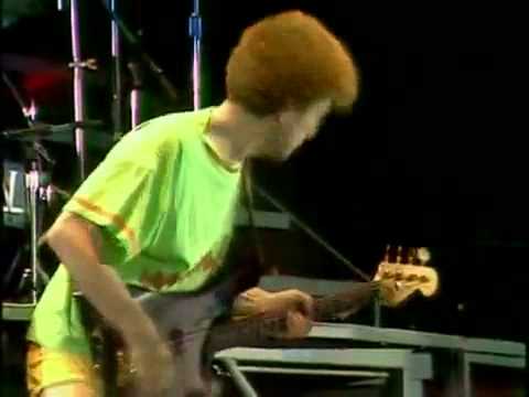 Queen Now I'm Here (John Deacon cameras) Wembley 1986