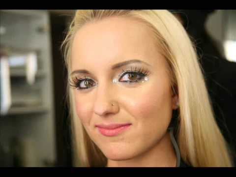 Janne Saar - Mis Näitab Kell