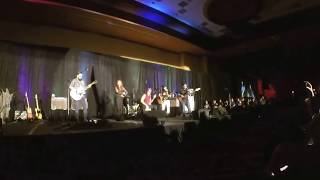 Ruth Connell sings &quot;Bang Bang&quot; with Louden Swain