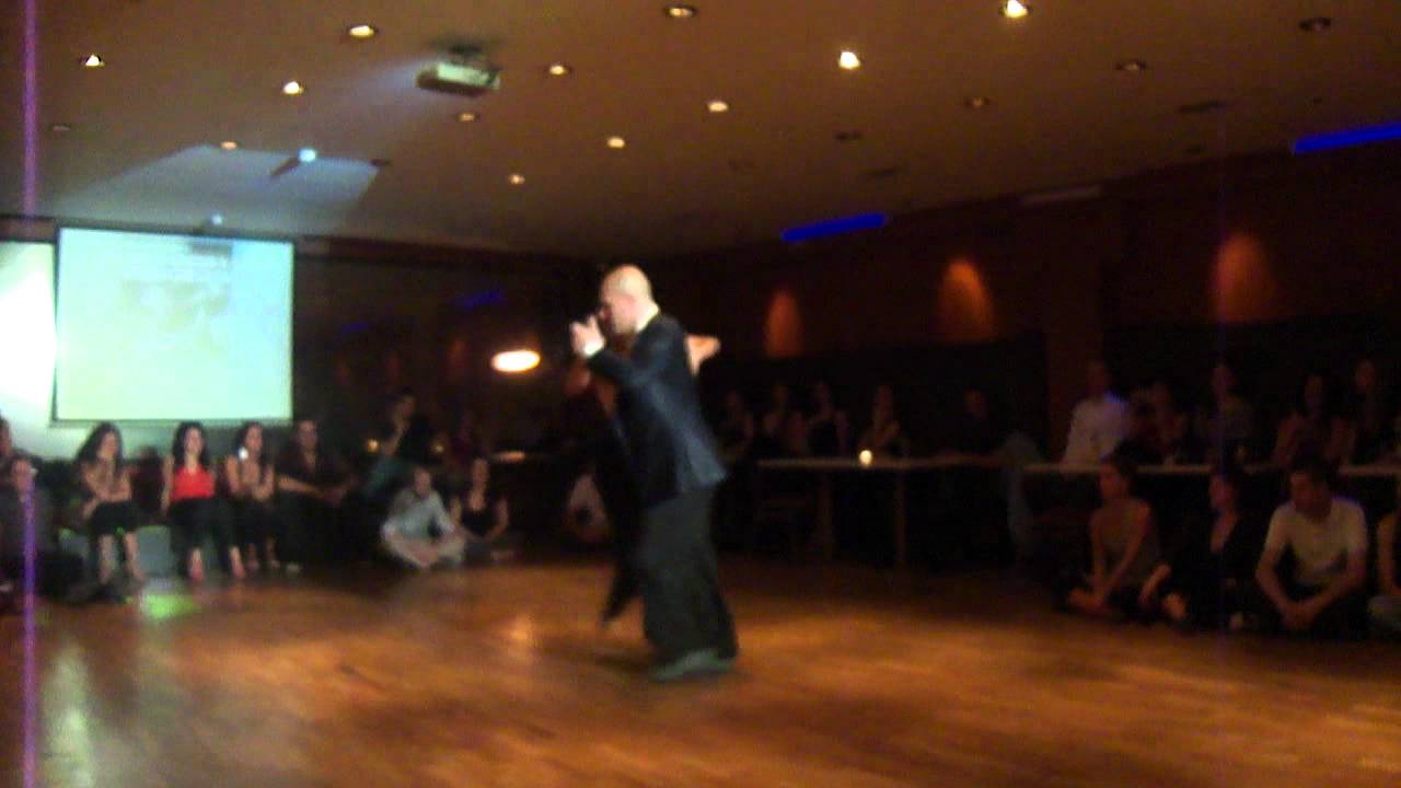 (1) Alberto Colombo & Mariela Sametband @ El Yeite Tango Club