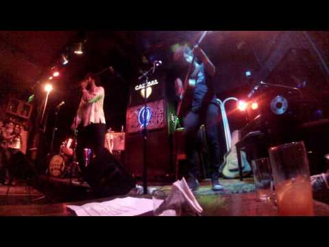 Cavoti Bros - Jailhouse Rock / Hound dog