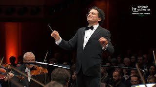 Download lagu J. S. Bach/Elgar: Fantasie und Fuge c-Moll BWV 537 ∙ hr-Sinfonieorchester ∙ Alain Altinoglu mp3