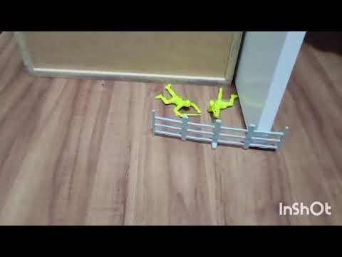 Soldadinho de brinquedo Guerra pelo quarto dia a