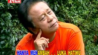 Download lagu kertas dan api (mansyur.s) mp3 Download lagu kertas dan api (mansyur.s) mp3