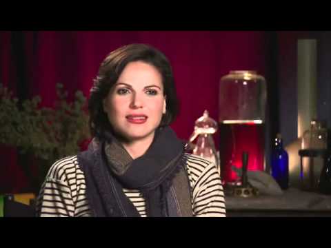 Once Upon A Time  - The Curse And The Queen (2)