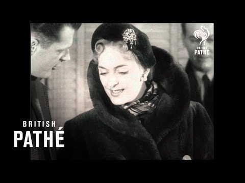 VIDEO! Vezi cum arata primul transsexual din lume! A fost soldat si a facut senzatie in 1953