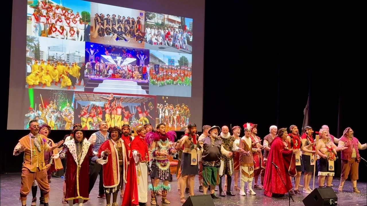 La Murga “Los ciegos, ciegos perdíos” vuelve a llenar de risas y Carnaval el Auditorio de Águilas