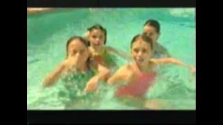 Mary-Kate Ashley Olsen- Gonna Stay in the Bathroom