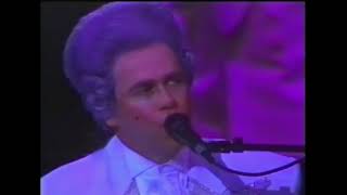 07 Cold as Christmas - Elton John with The Melbourne symphony orchestra