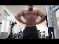 RAW muscle flexing in the gym