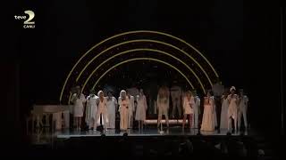 Kesha y Camila Cabello - Grammys2018