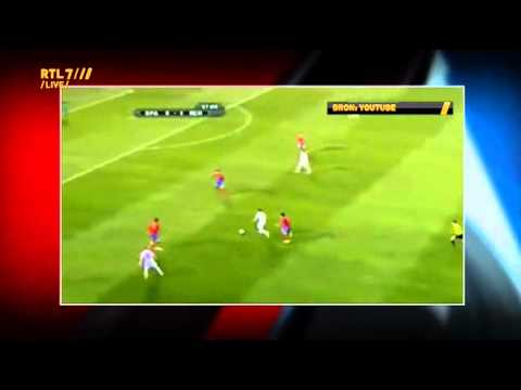 Voetbal International 28-03-11 - René van der Gijp vind orgie voor de wedstrijd niet kunnen