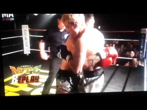 Carlton T'Lieu vs Aaron Turner - MA Action