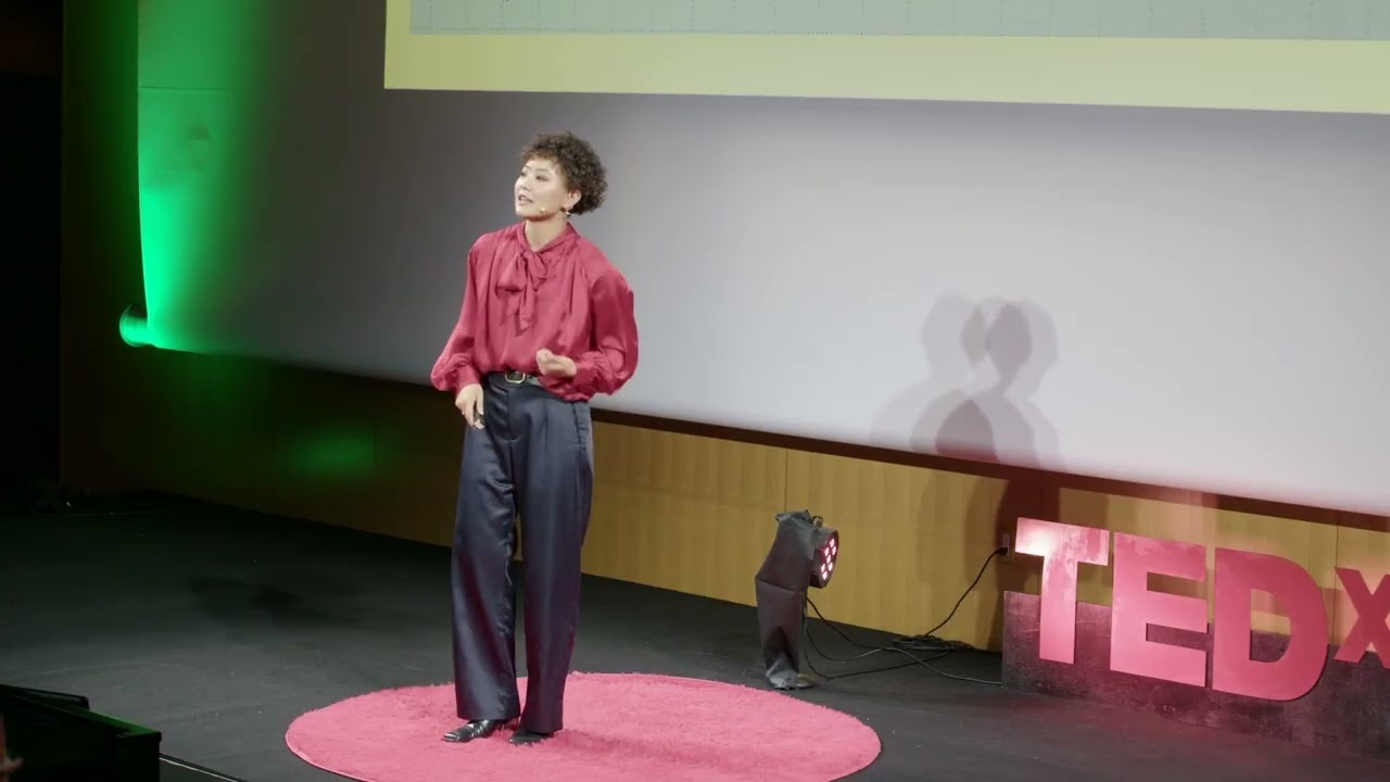 Voice for Change : 声を出すことで世界を変えられる | 江莉果 小黒 | TEDxNagoyaU