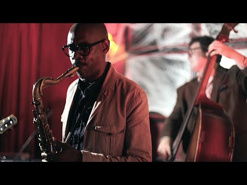 Steve Arnold & Sea Change - 'Wide-Eyed'