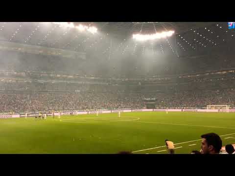 "Grêmio 1 x 0 Lanús: Torcida do Grêmio faz a festa na Arena após gol na final da Libertadores" Barra: Geral do Grêmio • Club: Grêmio