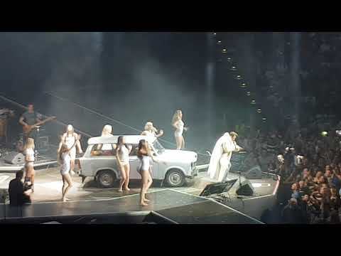 LEOŠ MAREŠ v O2 Aréně / Svalnatec