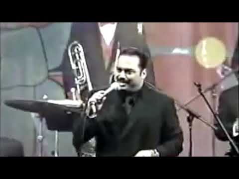 El Gran Combo De Puerto Rico & Gilberto Santa Rosa - Desenfunda (Live Version)
