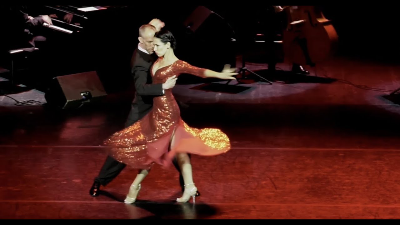 "Tanguera" Solo Tango orquesta,  Ekaterina  Tsybrova & Roman Karachevtsev