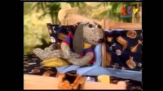 Lamb Chop's Play Along! "A Cat By Any Other Name"