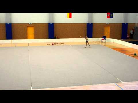 Ajur Cup 2014 - Nela Pochylá - obruč