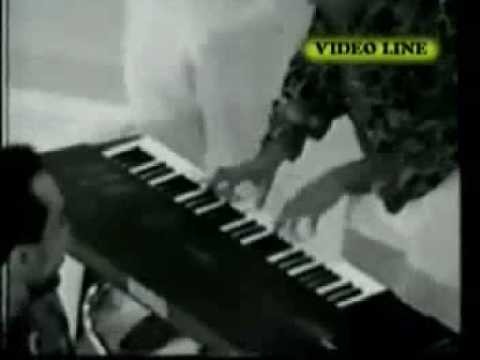 download lagu mp3 mp4 Hechizo De Luna, download lagu Hechizo De Luna gratis, unduh video klip Hechizo De Luna