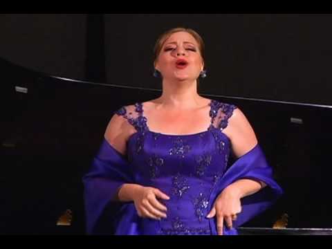 Elizabeth Caballero sings Mozart's Alleluia